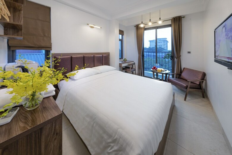 Westlake Tay Ho Hotel