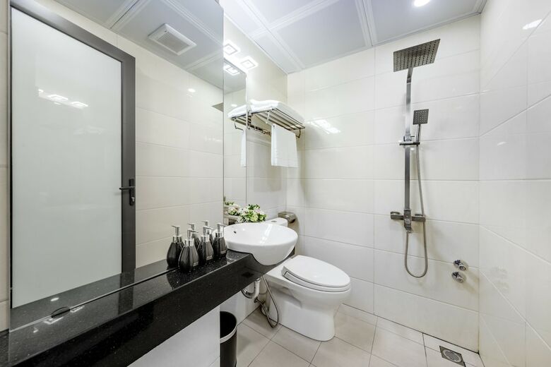 Westlake Tay Ho Hotel