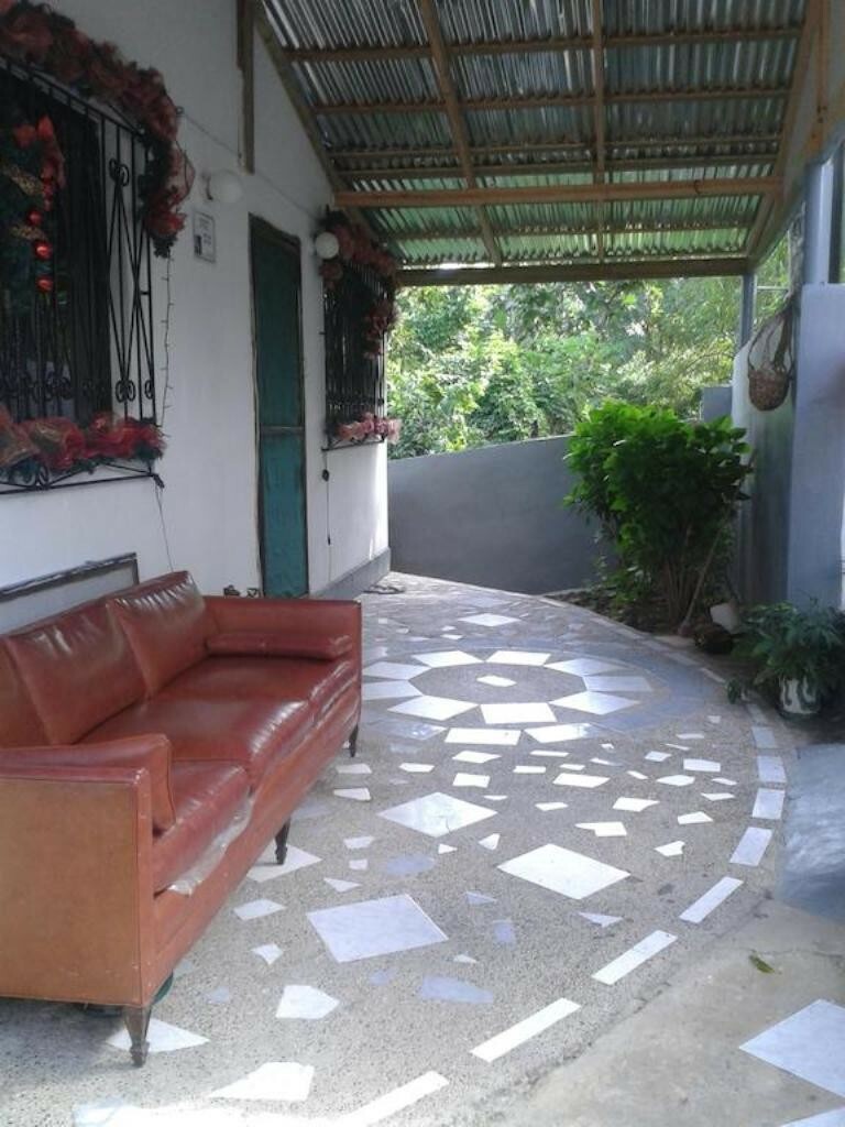 Hostal Nativa Justina Places