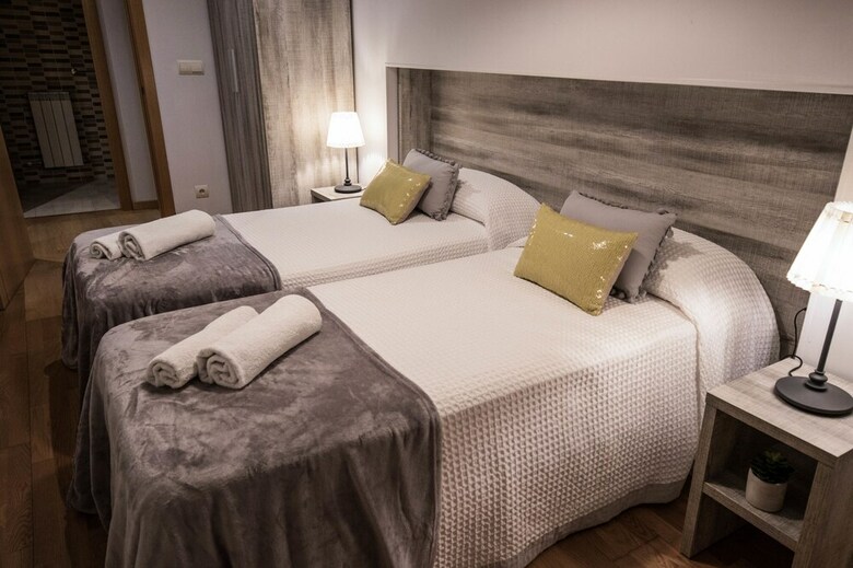Apartamentos Tudela Balc�n de B�rdenas