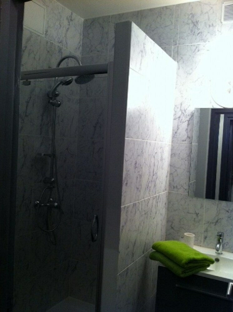 Apartamento Fer � Cheval T1 Design