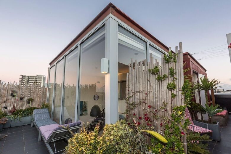 Apartamentos Loft Penthouse With Startling City Views + Parking