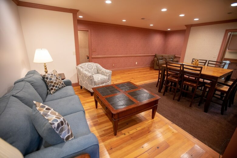 Apartamentos Howard's Creek Inn