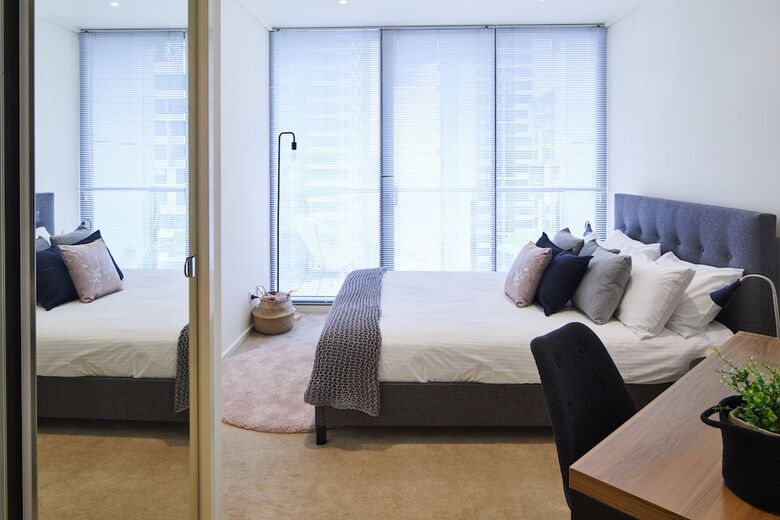 Penthouse Apartment In Melb Cbd Perfect Location