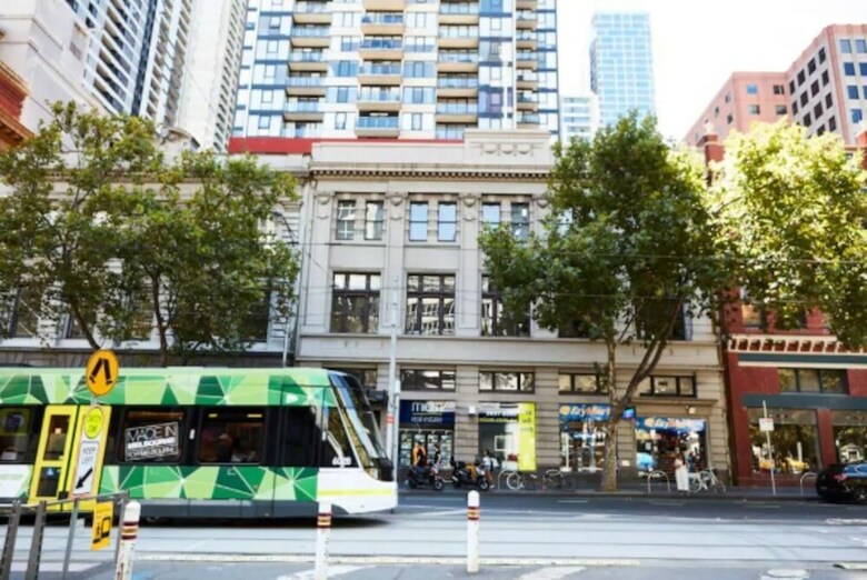 Penthouse Apartment In Melb Cbd Perfect Location