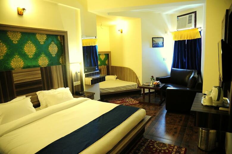 Hotel Jassritha Premier Grand Sharan