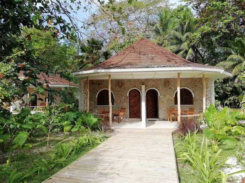 Bliss Hotel Praslin