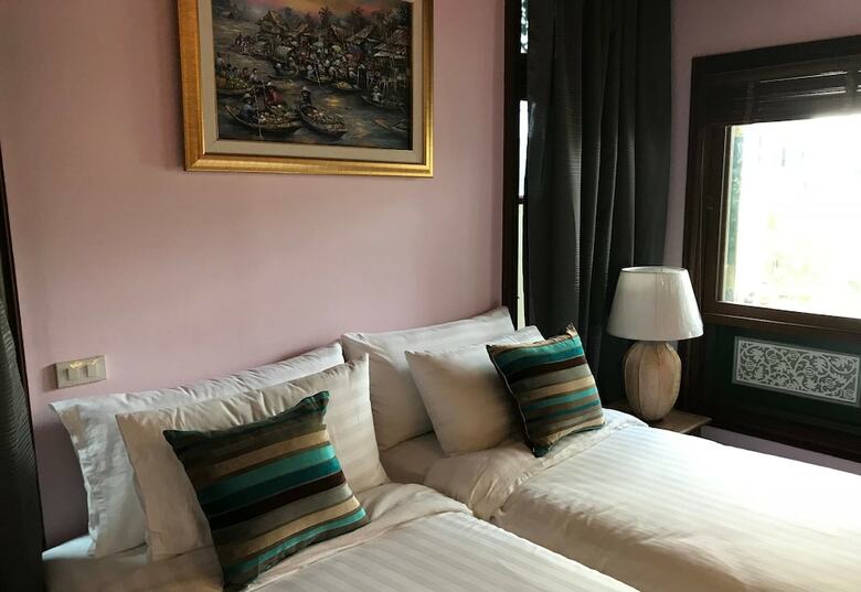 Hotel Baan Sopa Rajaprarop