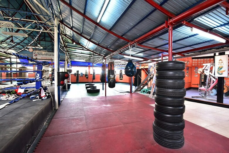 Hostal Sitpholek Muay Thai Camp - Hostel