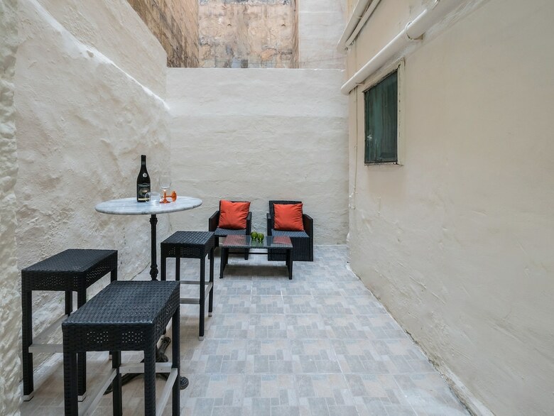 Hotel Valletta Kampnar City Living