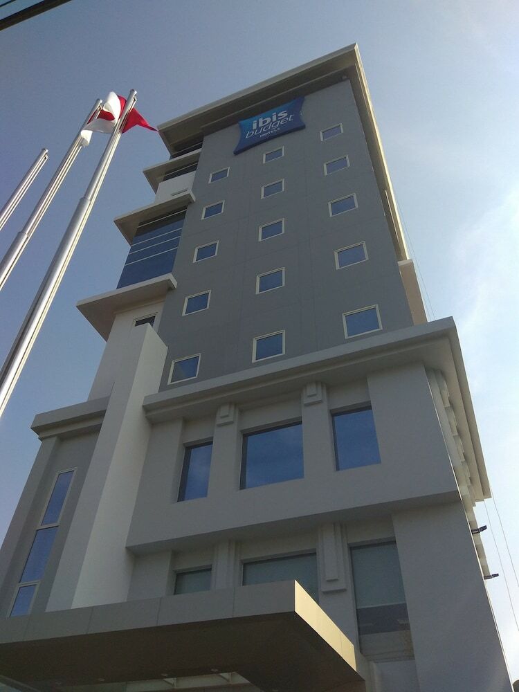 Hotel Ibis Budget Surabaya Diponegoro