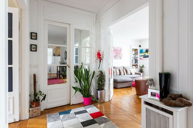 Apartamento Balcony Bliss Steps From The Bois de Boulogne