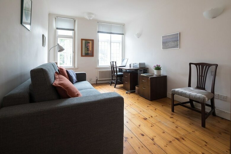 Apartamentos Queen Court Flat