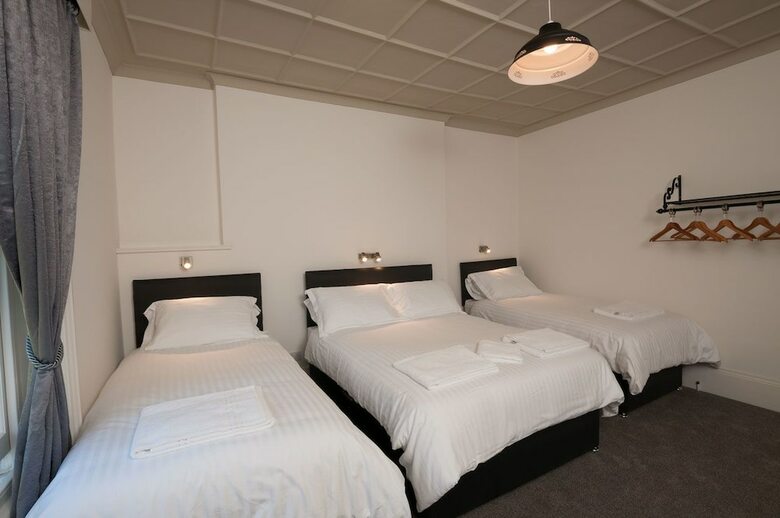 Dawson House Hotel