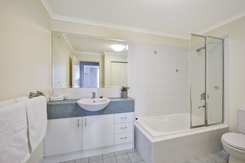 William Street Apartments