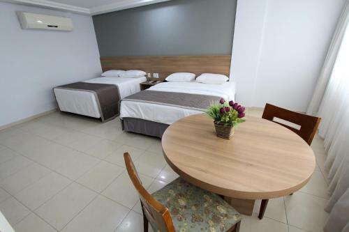 Golden Ville Hotel