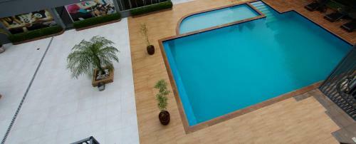 Golden Ville Hotel