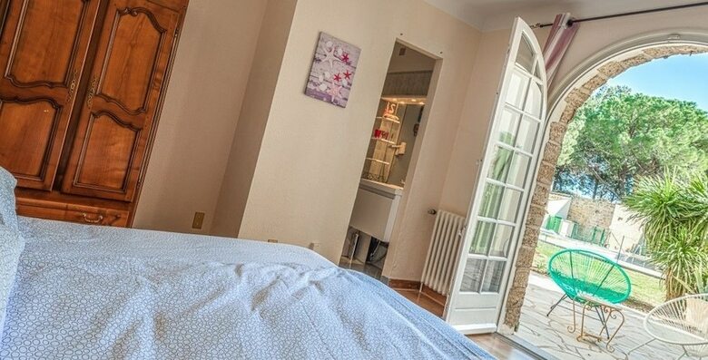 Hotel Villa B&B Via Domitia