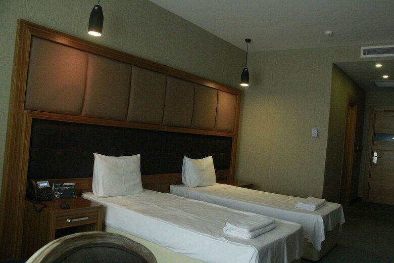 Sky Hotel Baku