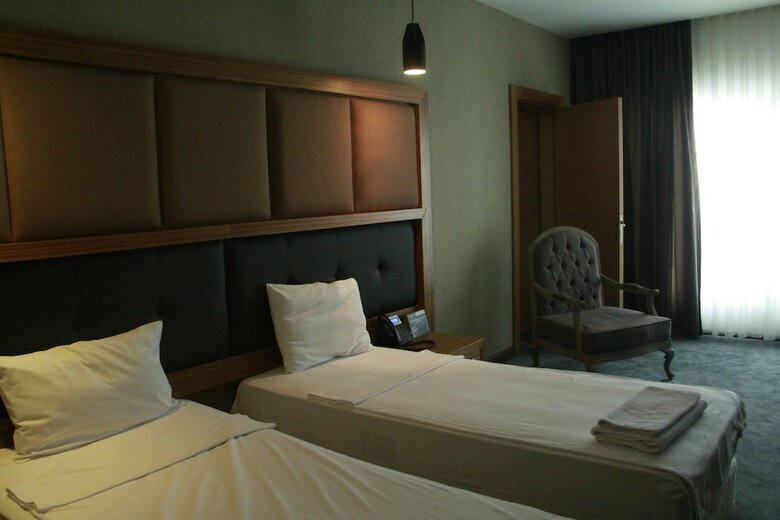 Sky Hotel Baku
