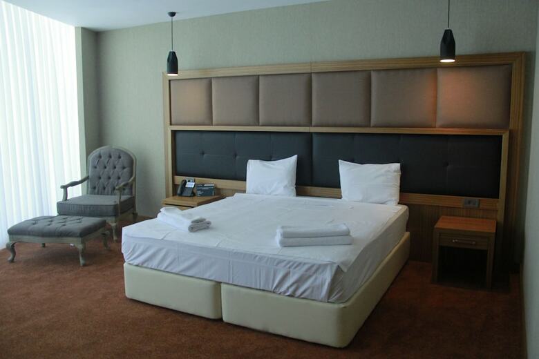 Sky Hotel Baku