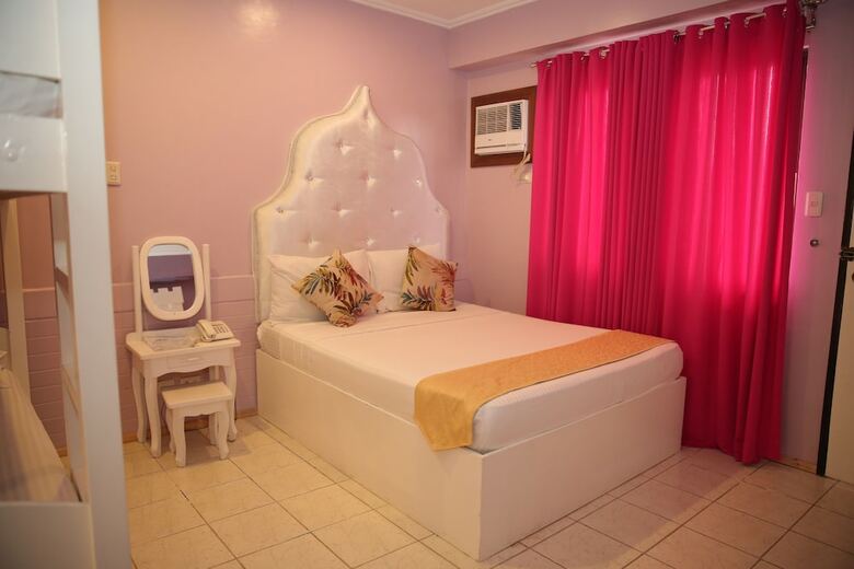 Eon Centennial Resort Hotel & Waterpark