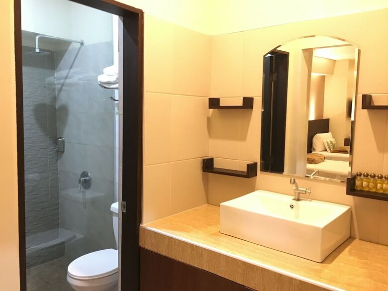 Eon Centennial Resort Hotel & Waterpark