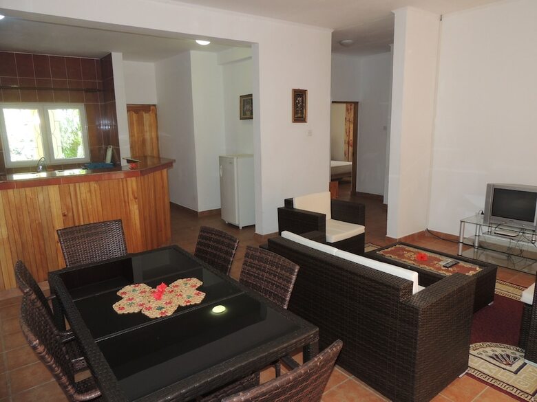 Aparthotel Reef Holiday Apartments