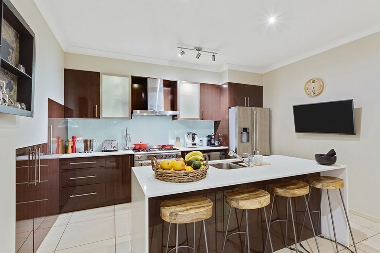 Resort Style Home Close To Airport & Cbd