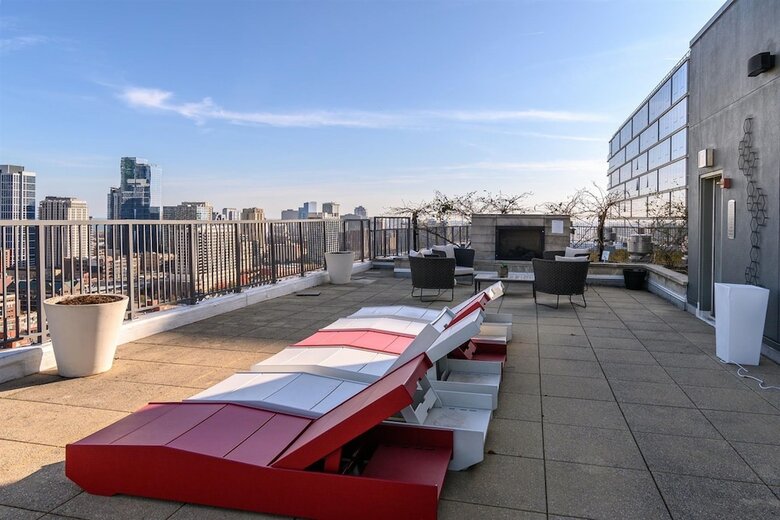Hotel Kasa Chicago South Loop Apartments