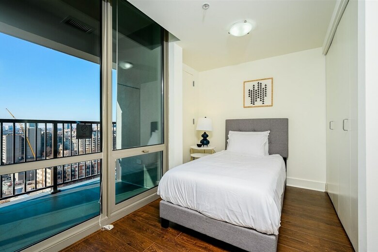 Hotel Kasa Chicago South Loop Apartments