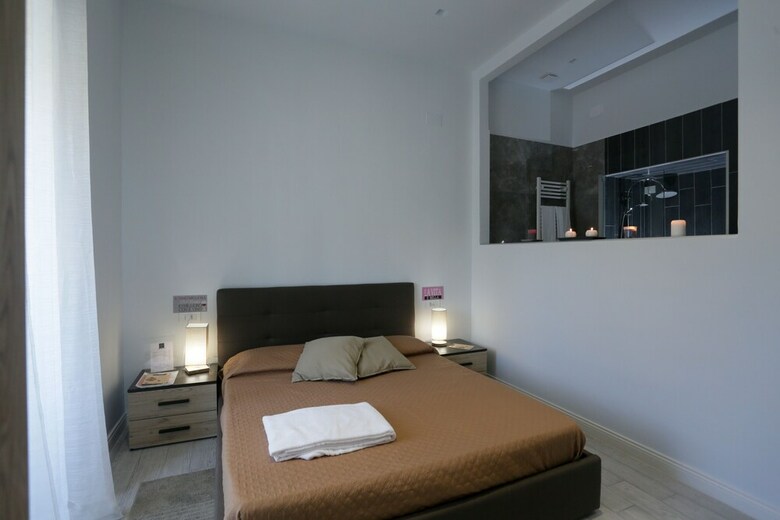 Esposito Plaza - Rooms & Suite