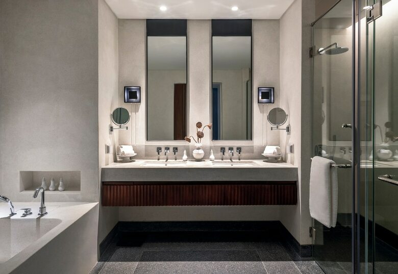 Hotel Treeline Urban Resort