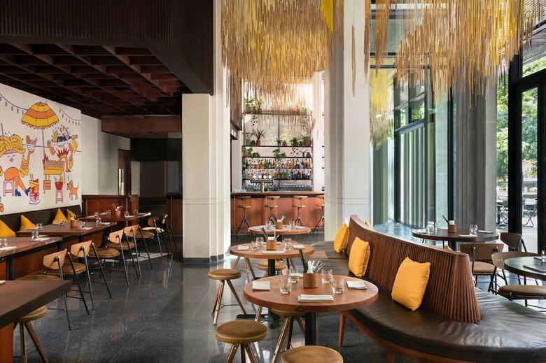 Hotel Treeline Urban Resort