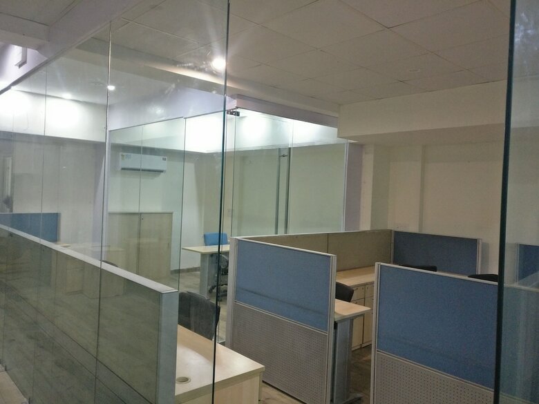 Corooms Sanvi Hotels Unitech Cyber Park