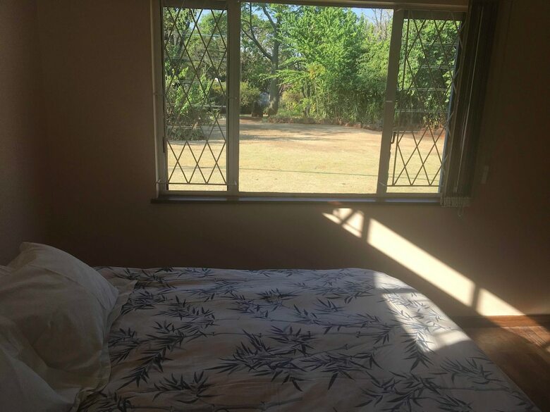 2 Bedroom Executive & Holiday Suburban Home