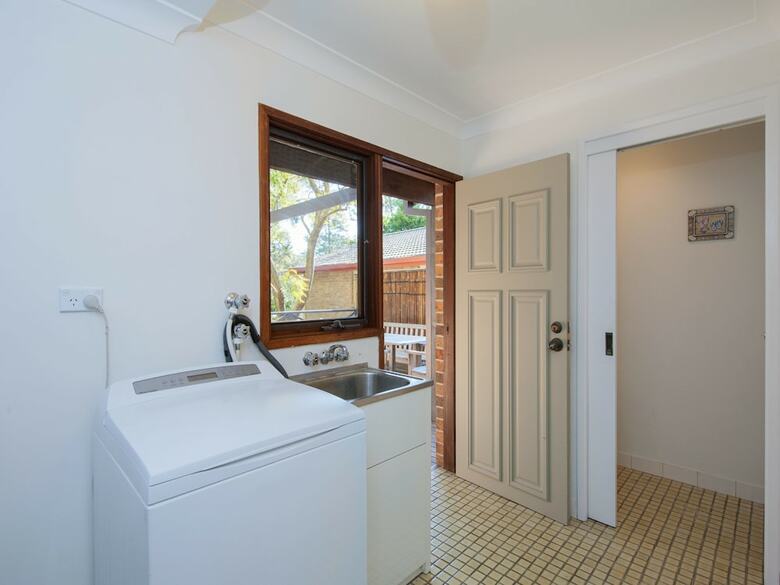 Barefoot Beach House - Shoal Bay