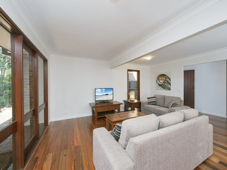 Barefoot Beach House - Shoal Bay