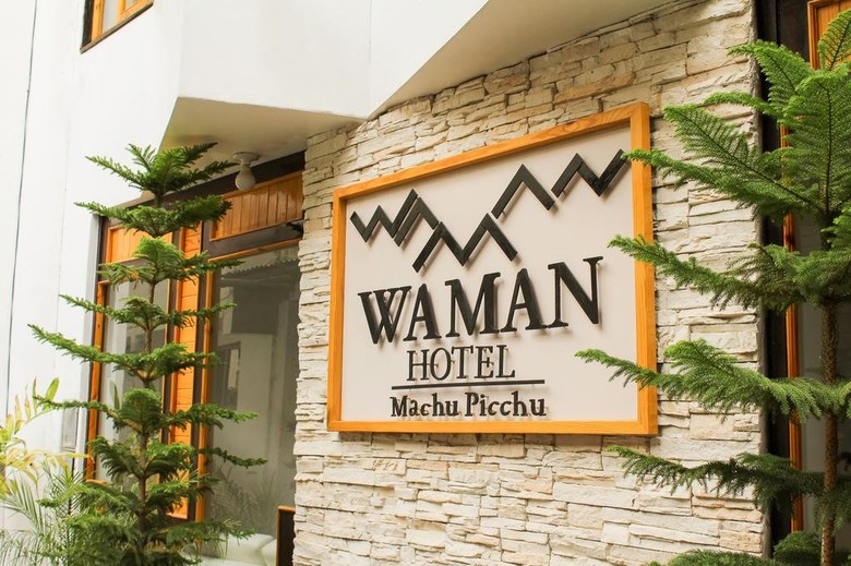 Waman Hotel
