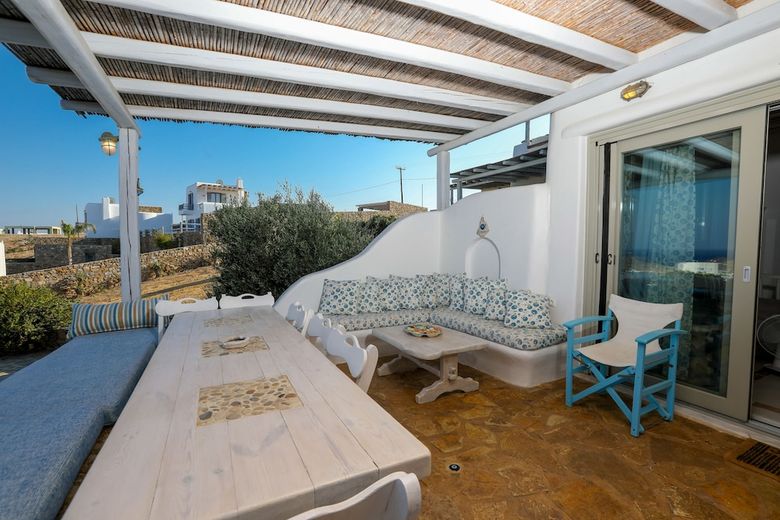 Anthi House