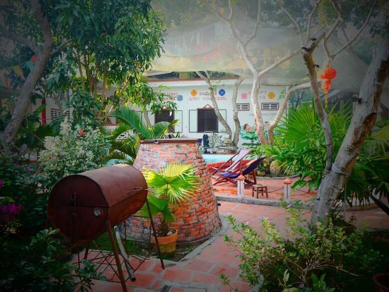 Hotel Happy Family Guesthouse