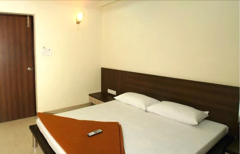 Hotel Samudra City Near Alibaug Beach