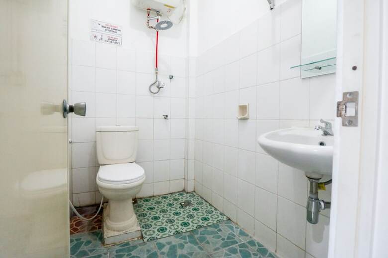 Hotel Reddoorz @ Jalan Diponegoro Lampung