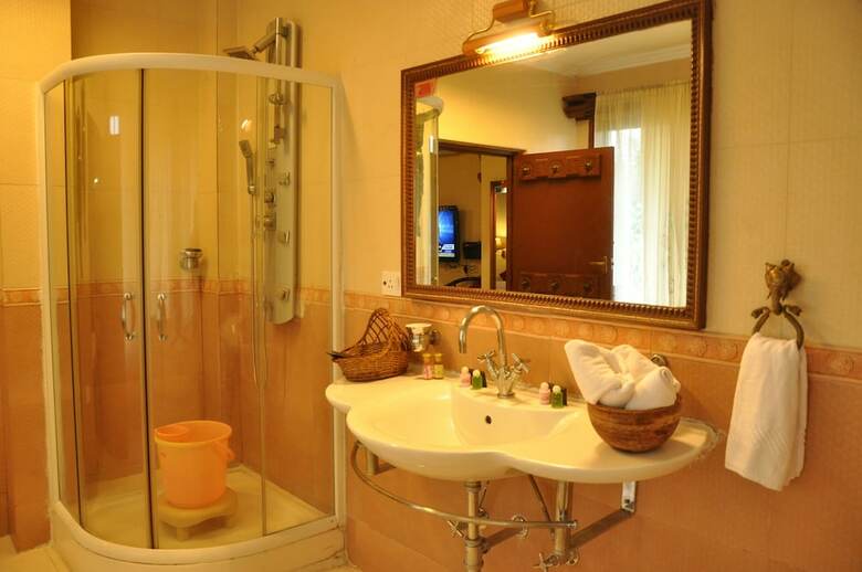 Hotel Aalankrita Resort And Convention