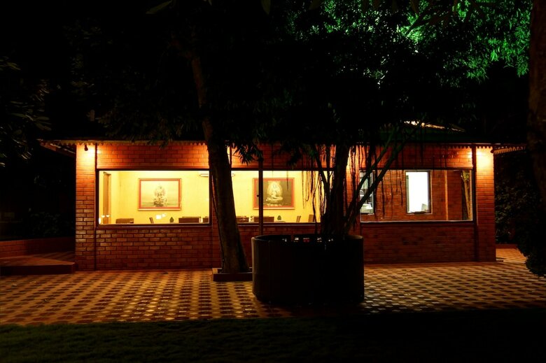 Hotel Aalankrita Resort And Convention