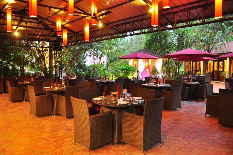 Hotel Aalankrita Resort And Convention