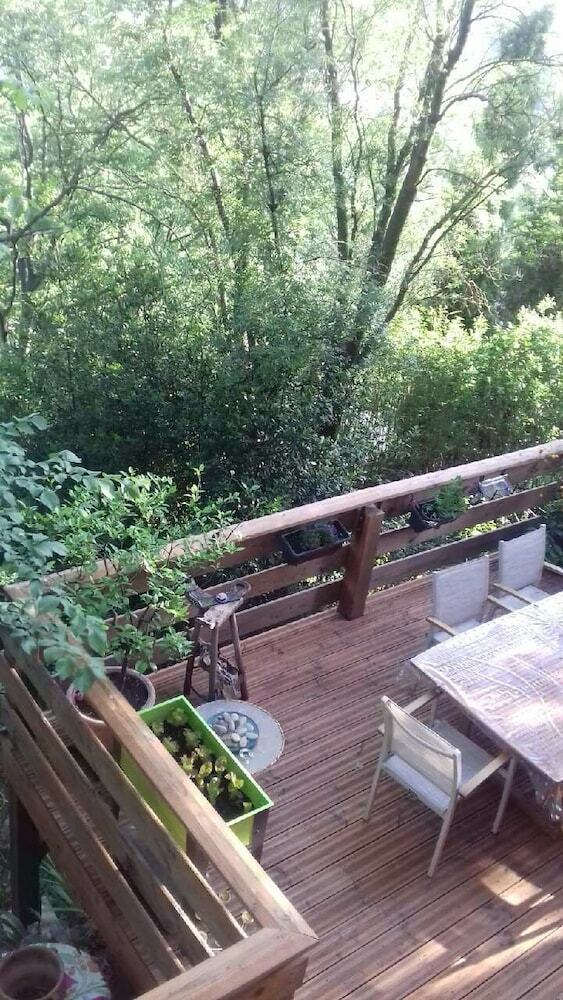 Hotel Le Bois Des Fr�nes