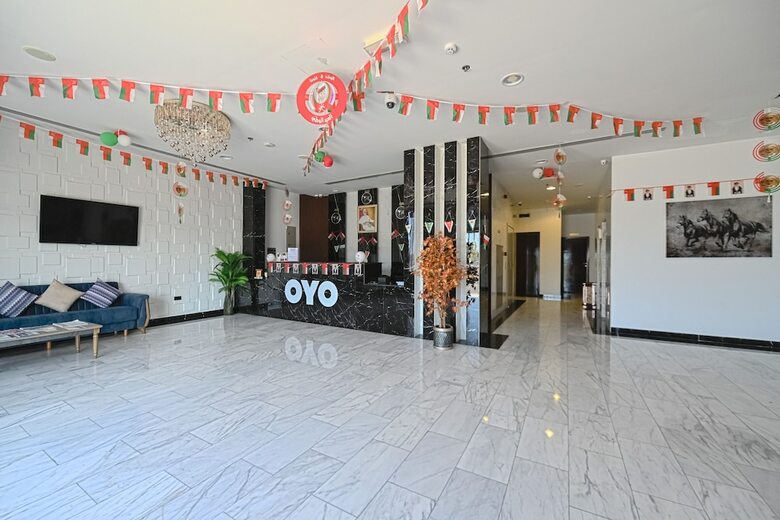 Oyo 118 Golden Crown Hotel