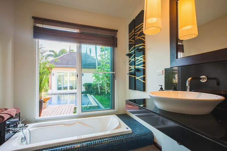 Two Villas Holiday Oriental Style Layan Beach