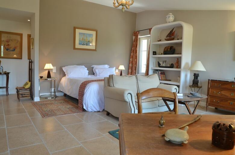 Bed & Breakfast Chambre D'h�tes Bastide Des Enqueses